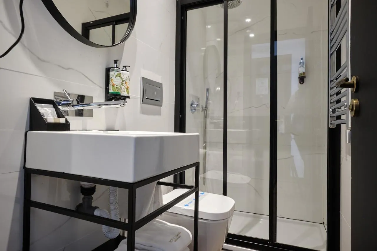 Duplo Charme Boutique Hotel Lissabon 3*,