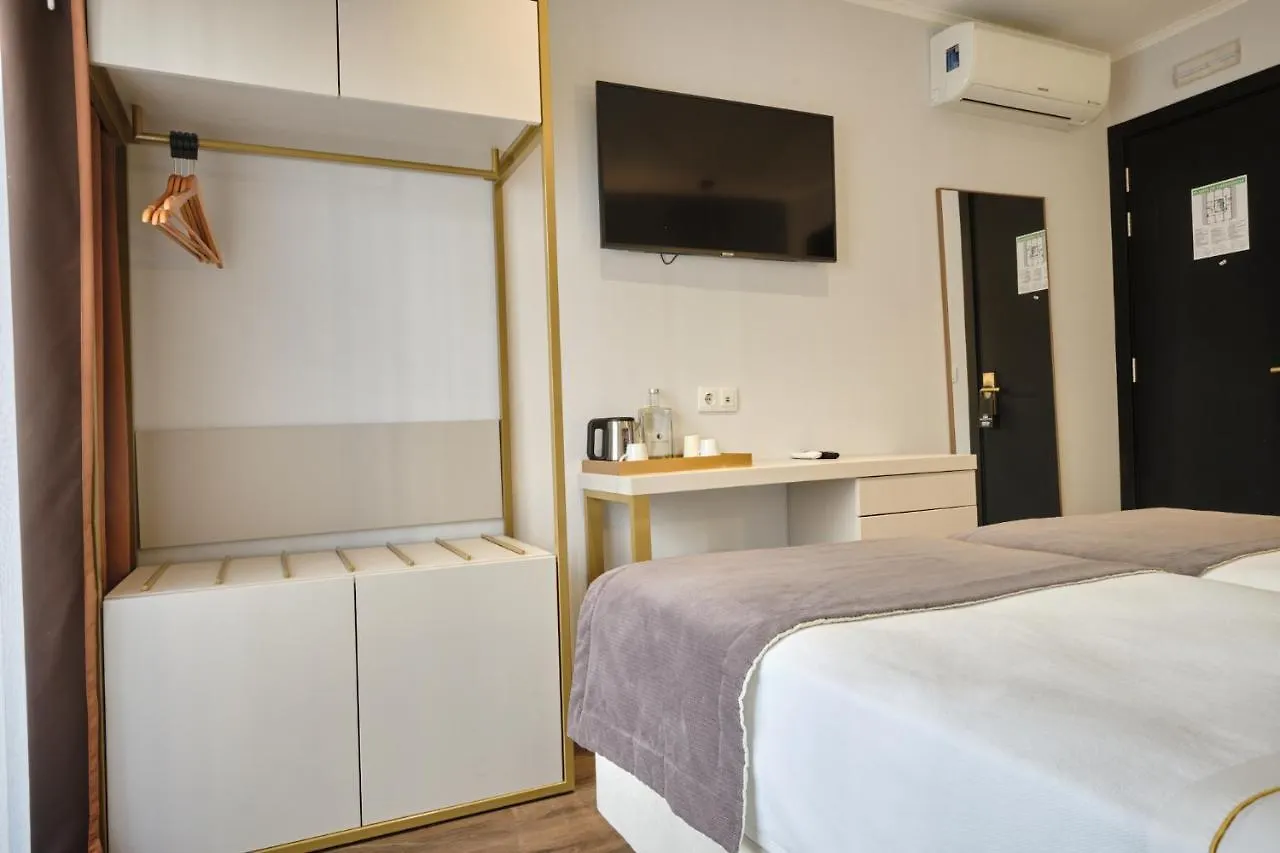 Duplo Charme Boutique Hotel Lissabon