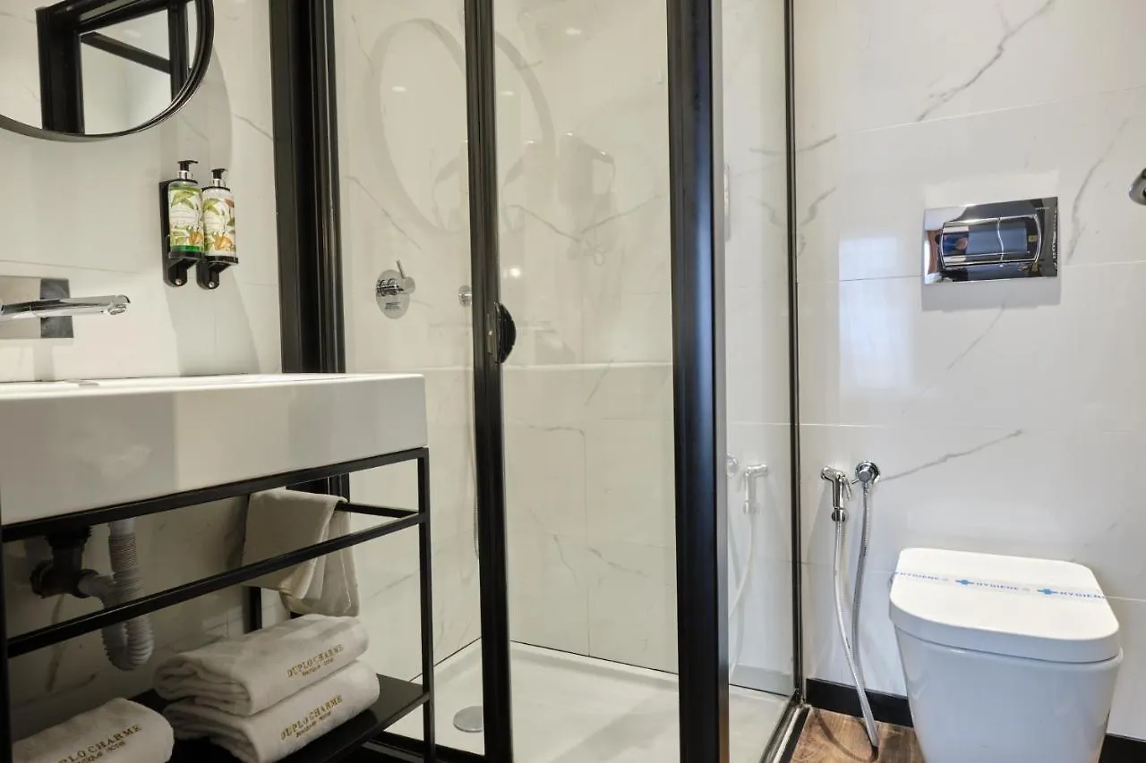 Duplo Charme Boutique Hotel Lissabon